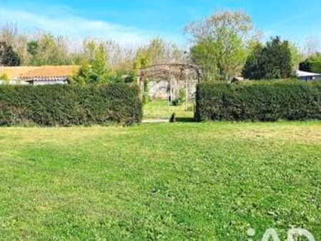 vente terrain à saint-xandre (17138) : à vendre / 527m² saint-xandre