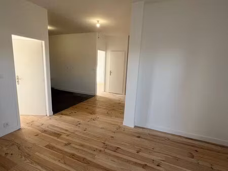 appartement t3 avec terrasse – 67 m²