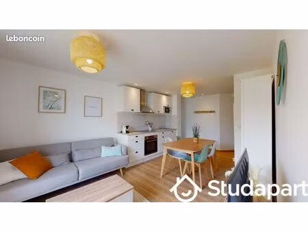 chambre 1 pièce 8 m²
