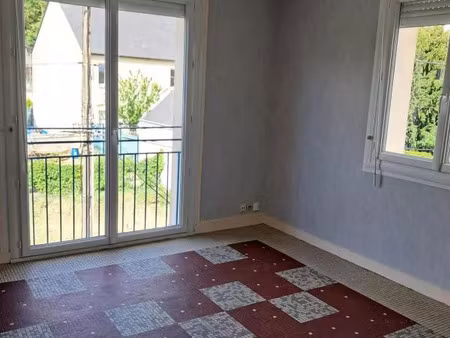 location appartement 4 pièces 76 m² à loches (37600)