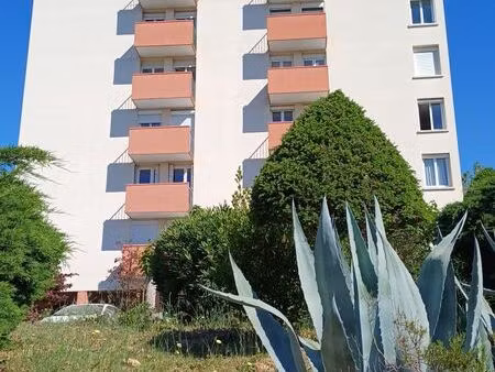 appartement . 3 pièces . 72 m2