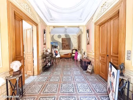 maison 11 pièces 364 m²