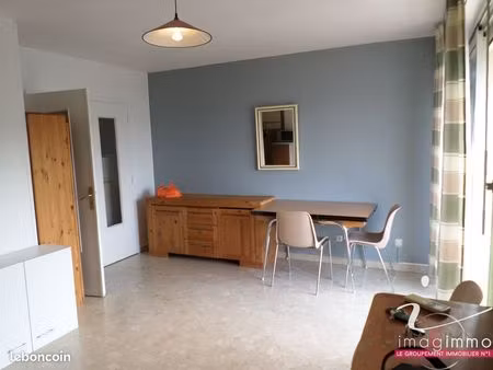 studio 1 pièce 29 m²