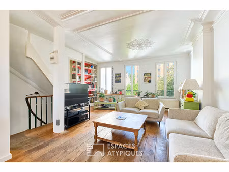 maison de luxe à vendre dans le quartier agent sarre-centre-les vallées-la garenne