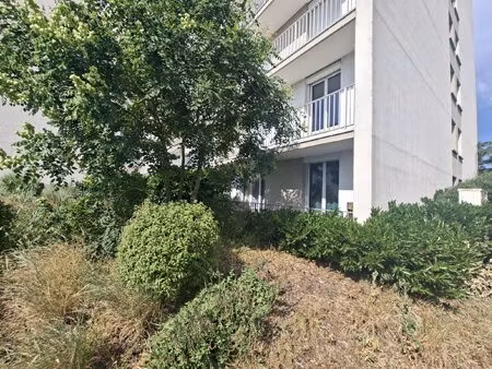 la riche - appartement t2 meublé de 50m² rdc