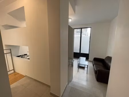 t3 / 60m² / vaugirard (ligne 12)
