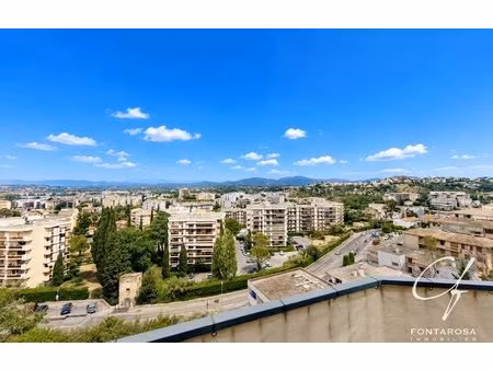 saint-raphaël – appartement 2 pièces rénové avec terrasse  vue dégagée  parking et cave — 