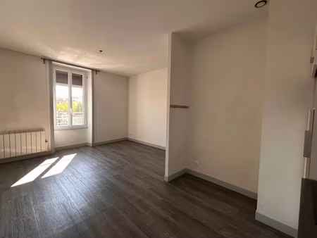 location appartement 2 pièces 47 m² à lyon 3 (69003)