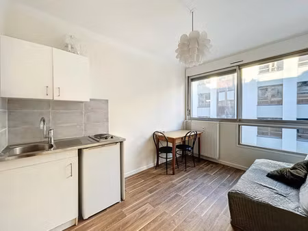 location appartement 1 pièce 14 m² à lyon 6 (69006)
