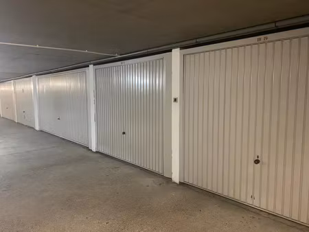 location garage 15 m² à écully (69130)