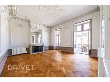 appartement 3 pièces 74 m²