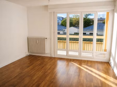 vente appartement 4 pièces 75 m² vesoul (70000)