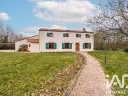 vente maison à montrevault (49110) : à vendre / 191m² montrevault