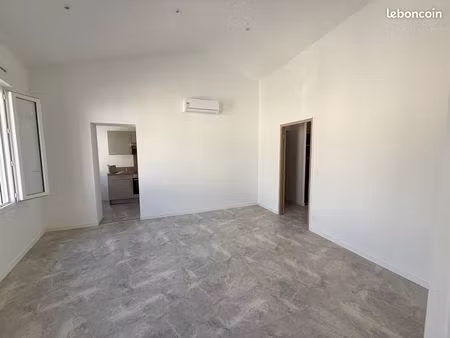 t2 meublé neuf 43 m² climatisation – disponible immédiatement