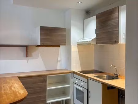 appartement t2 fargues-saint-hilaire
