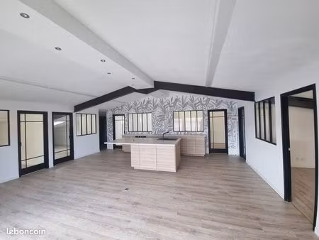 bureaux/logement 200m2