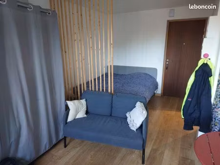 studio neuf 25 m2 lumineux près de gare + terrasse