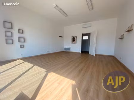 local commercial 42 m² audenge