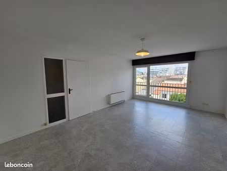 appartement 4 pièces 79 m²