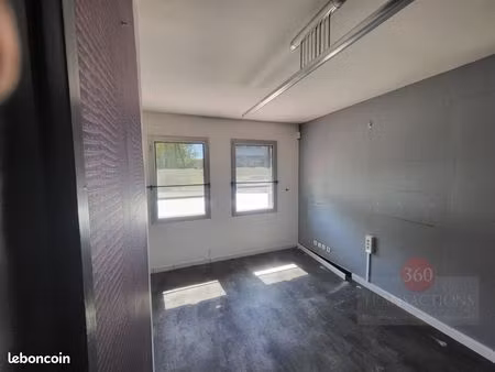 murs commerciaux 151 m² eysines