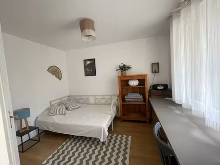location appartement 1 pièce 12 m² à saint-nazaire (44600)