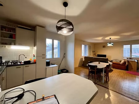 vente immeuble 160 m² colayrac-saint-cirq (47450)