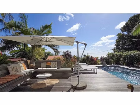 vente maison 5 pièces 103 m² à sainte marie (97438)  550 000 €