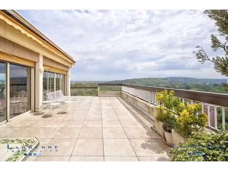 t4 de 185m² à croix-de-pierre - terrasses 90m² - garage et cave