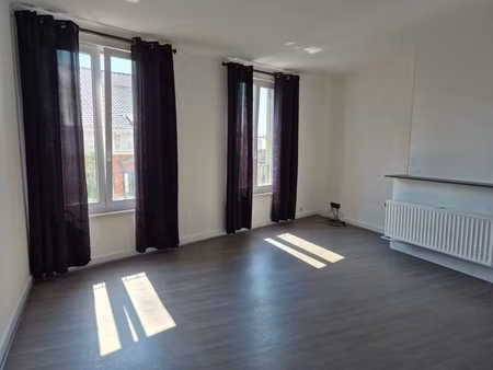duplex spacieux et lumineux
