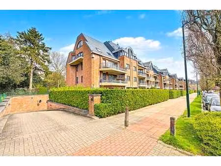 stockel - magnifique duplex 3 ch  terrasses et garages