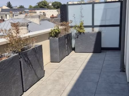 appartement le mans 1 pièces 28 m² - terrasse 29m² et stationnement privé en sous-sol