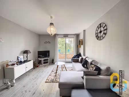 t2 meublé 55.49m² - quartier terrasse / firmis