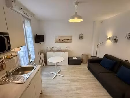 studio à 10m de la plage