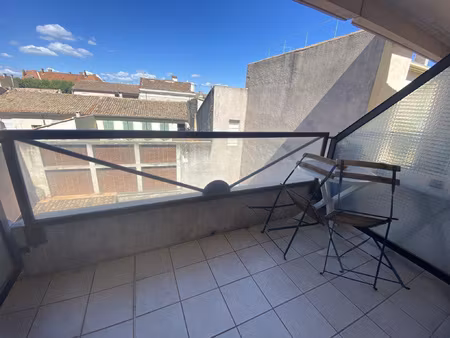 nimes / feuchere - t1 bis meublé avec balcon et garage