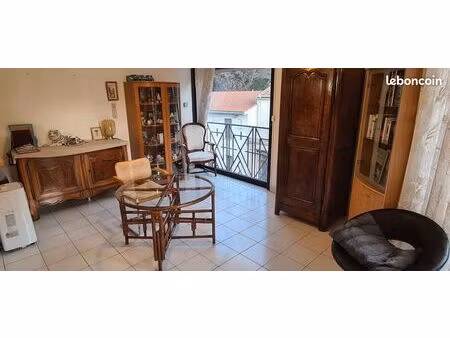 appartement 3 pièces 54 m²