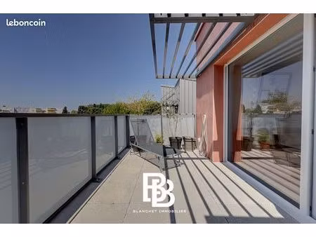appartement 3 pièces 63 m²