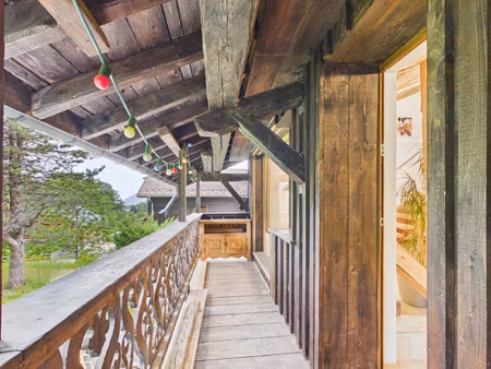 appartement de caractère - 4 pièces  135 52 m2