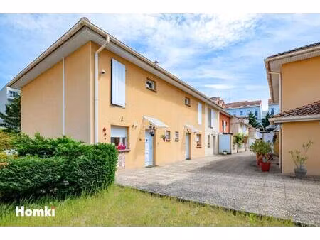 villeurbanne – duplex esprit maison avec terrasse  jardin et garage