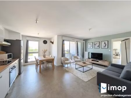 les sables-d'olonne – appartement 3 pièces de 64 m² avec balcon  ascenseur et 2 stationnem