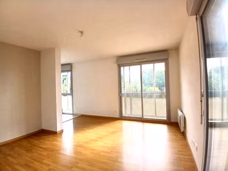 appartement sainte luce sur loire 3 pièce(s)
