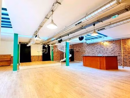 levallois-perret : bureaux 'style industriel' sous verrière & financement exceptionnel