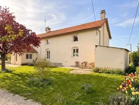 vente maison 6 pièces 156 m² à chauvigny (86300)  252 000 €