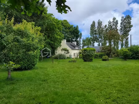 maison en pierre - treve - vue sur la campagne - pas de voisins
