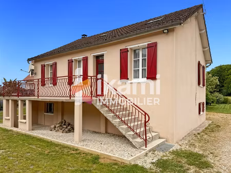maison 7 pièces de 102 m2 à villeneuve sur yonne 89500