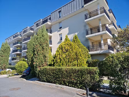 appartement meublé dans rdce avec picsine