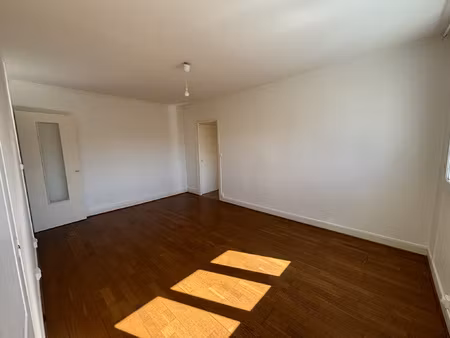 a louer - appartement t2 - quartier tortiere