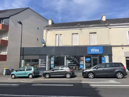 local commercial de 72m2 - route de rennes