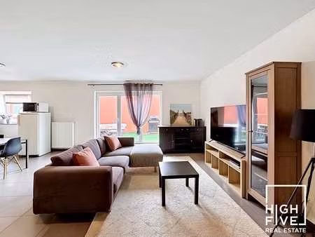 appartement lumineux de 2 chambres à sterpenich!
