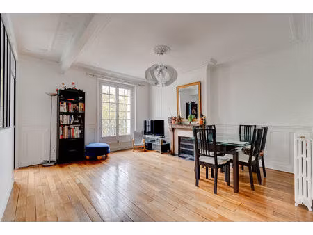appartement charme de l'ancien - 4 pieces - 93 m²