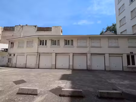 7 boxes de stationnement - colombes - gare - vente louée